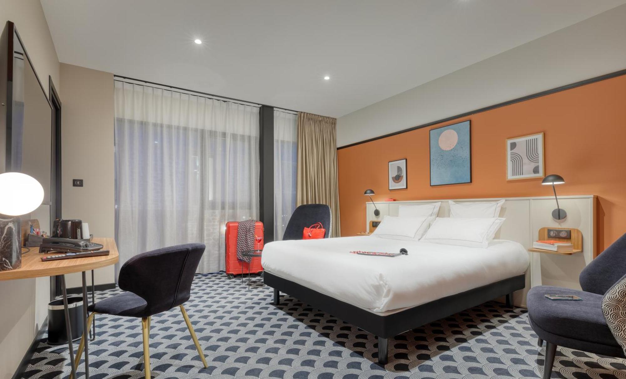 Brit Hotel Les Voyageurs Loudéac Buitenkant foto